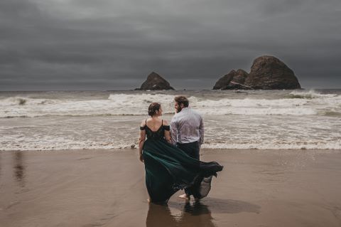 An image of the couple.